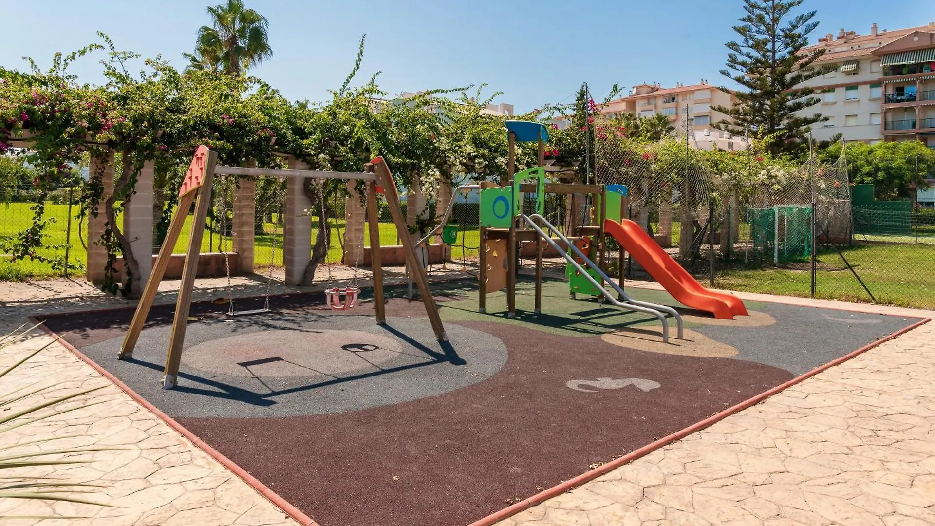 公寓 Gran Apartamento Laguna Beach 托罗克斯科斯塔 西班牙