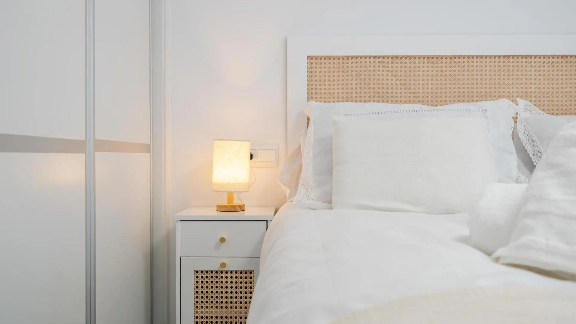 Gran Apartamento Laguna Beach 토록스 0*,  스페인